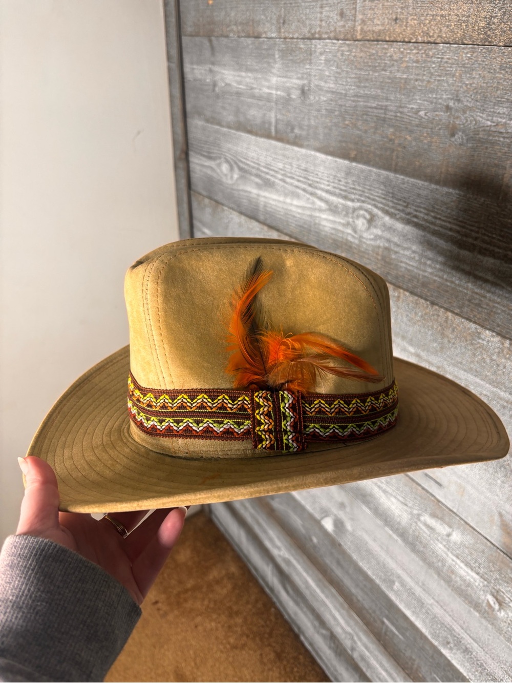 GW vintage faux suede western cowboy Tan Rancher Feather fedora hat
